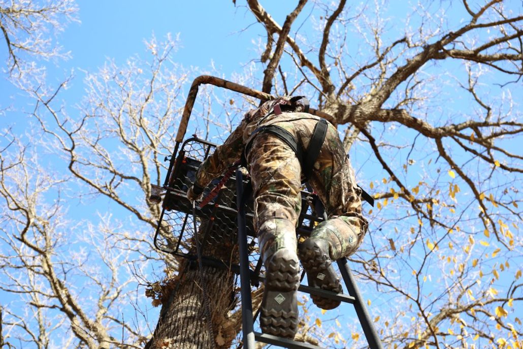 Tree Stand Accessories Quick and Quiet Set Up to Tree Stand Safety Harness Boaton Fall Protection Tree Strap