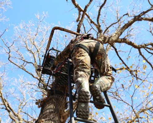 Hunting Safety Harnesses and Tree Stand Safety Tips