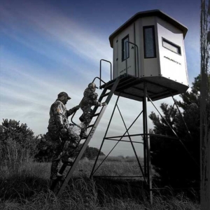 5 Reasons To Hunt From A Muddy Box Blind