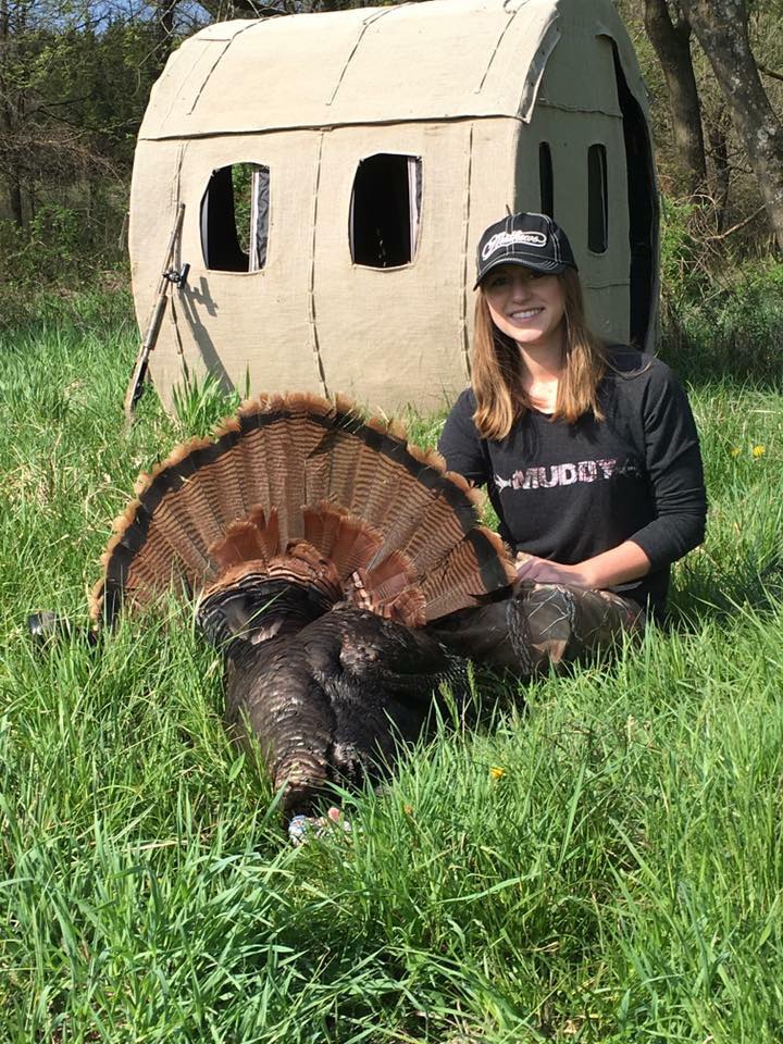 Bale Blinds 101 Turkey Hunting With Bale Blinds Body Img 1
