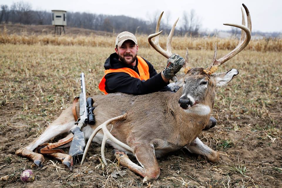 Strategoes For Hunting Post Rut Bucks Body Img 4