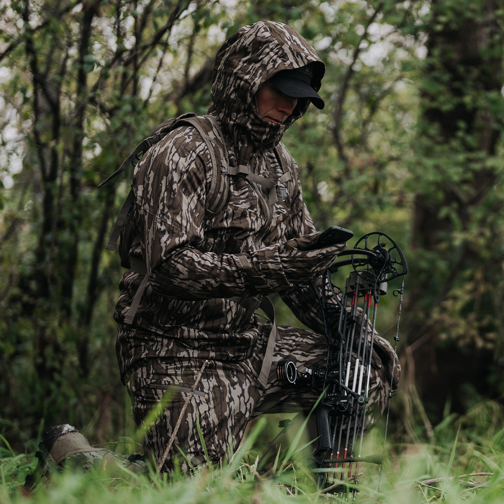 DV8 CYCLONE 3L RAIN JACKET | Muddy Outdoors