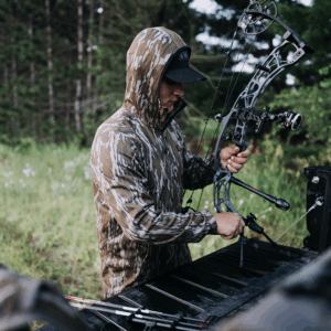 DV8 QUEST MIDWEIGHT QUARTER ZIP HOODIE | Muddy Outdoors