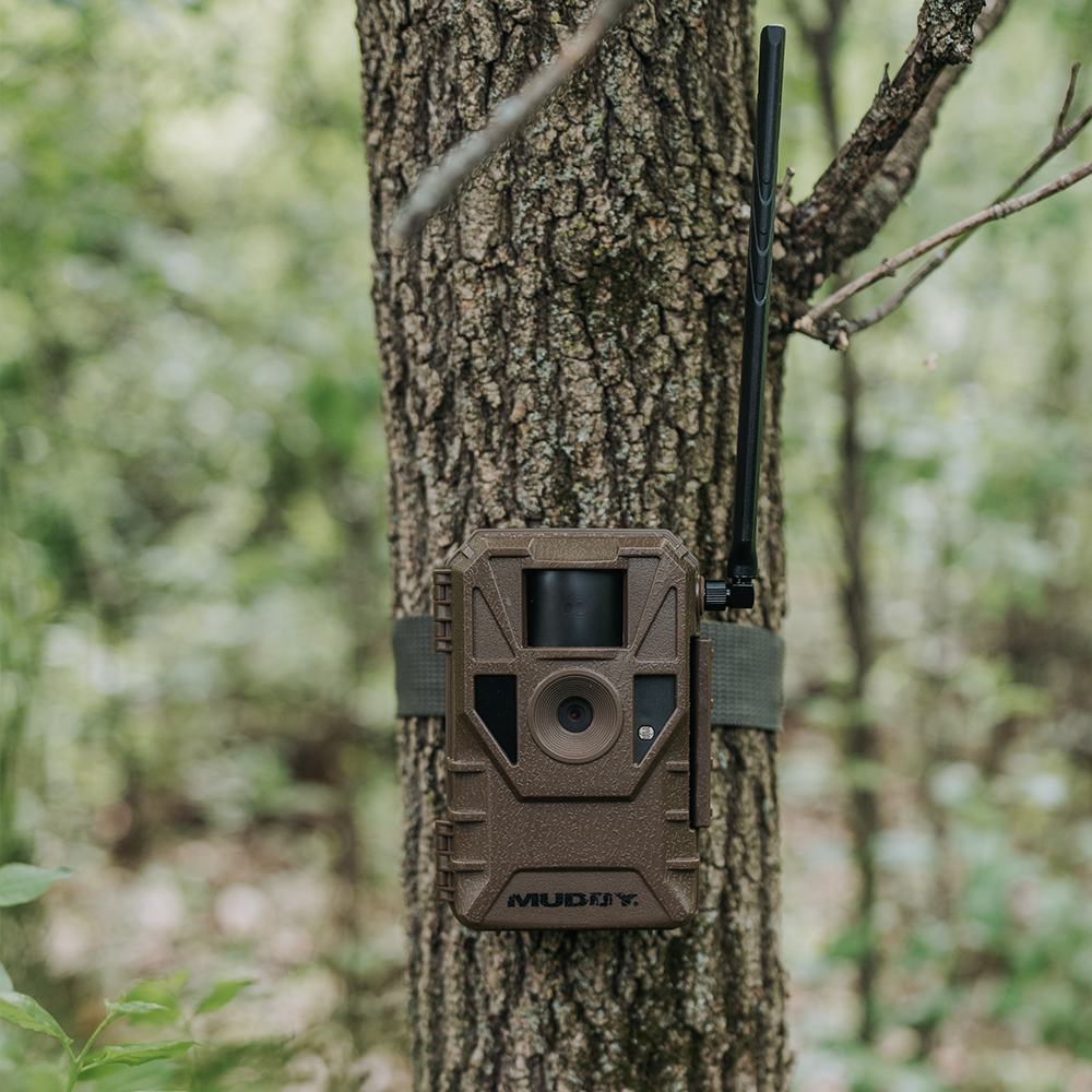 Manifest Cellular Trail Camera Muddy Outdoors